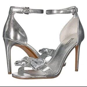 NWOB Michael Kors Paris Silver Sequin Bow Heels 10